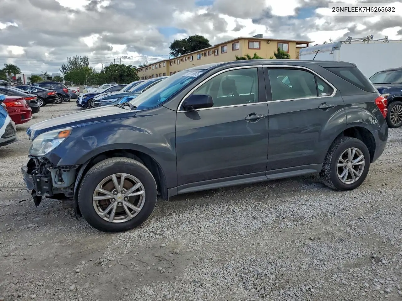 2GNFLEEK7H6265632 2017 Chevrolet Equinox Ls