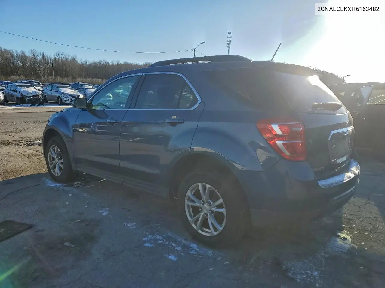 2GNALCEKXH6163482 2017 Chevrolet Equinox Lt