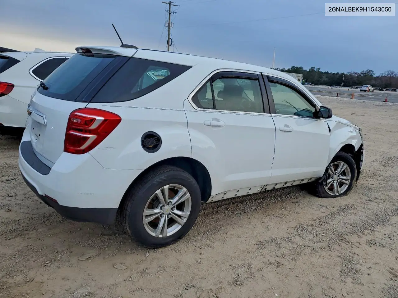 2GNALBEK9H1543050 2017 Chevrolet Equinox Ls