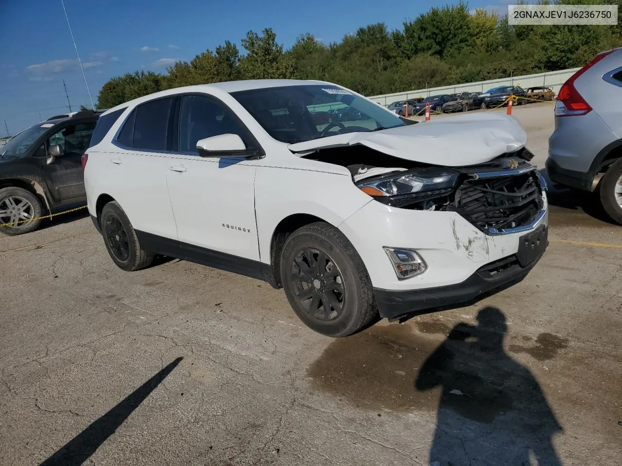 2GNAXJEV1J6236750 2018 Chevrolet Equinox Lt