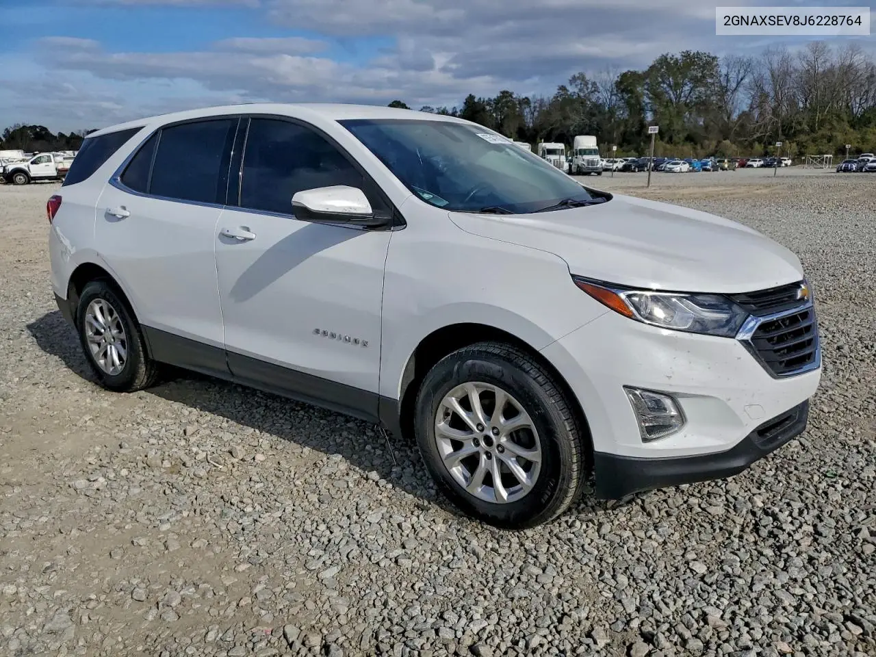 2GNAXSEV8J6228764 2018 Chevrolet Equinox Lt
