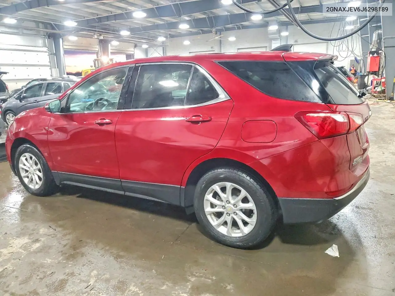 2GNAXJEV6J6298189 2018 Chevrolet Equinox Lt