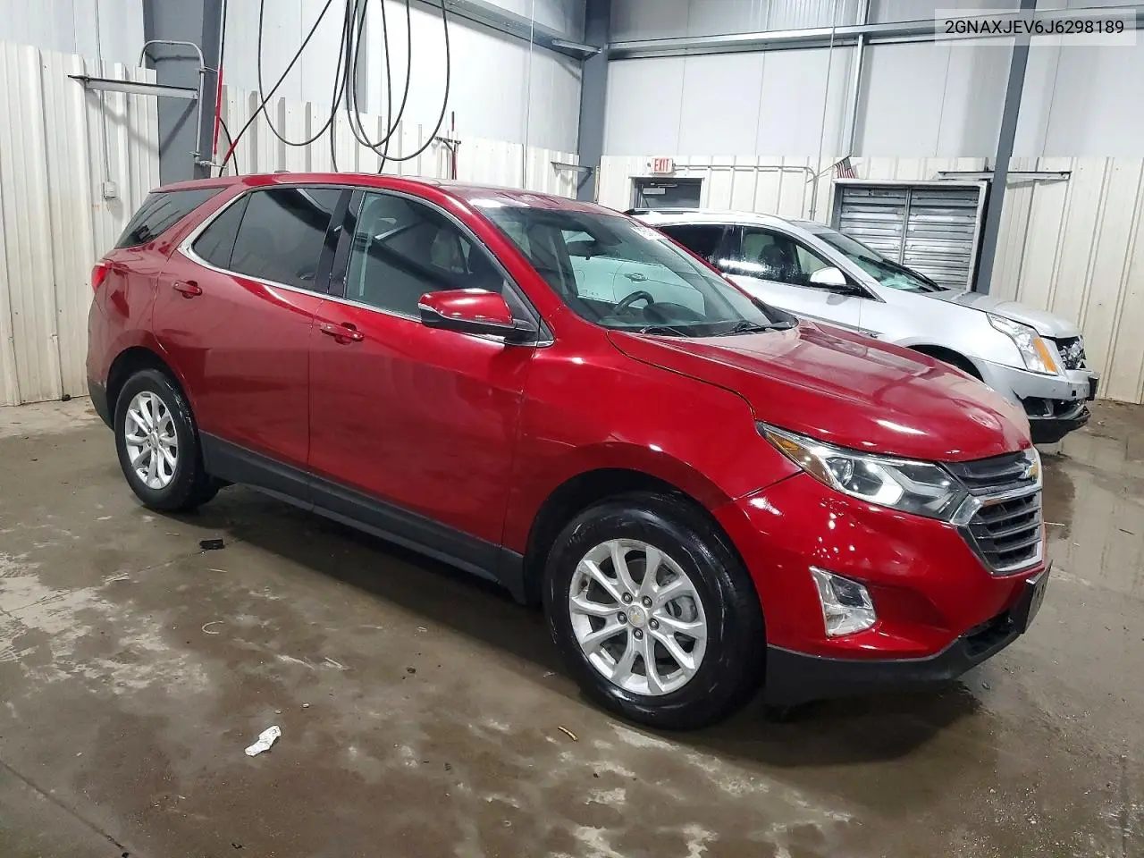 2GNAXJEV6J6298189 2018 Chevrolet Equinox Lt