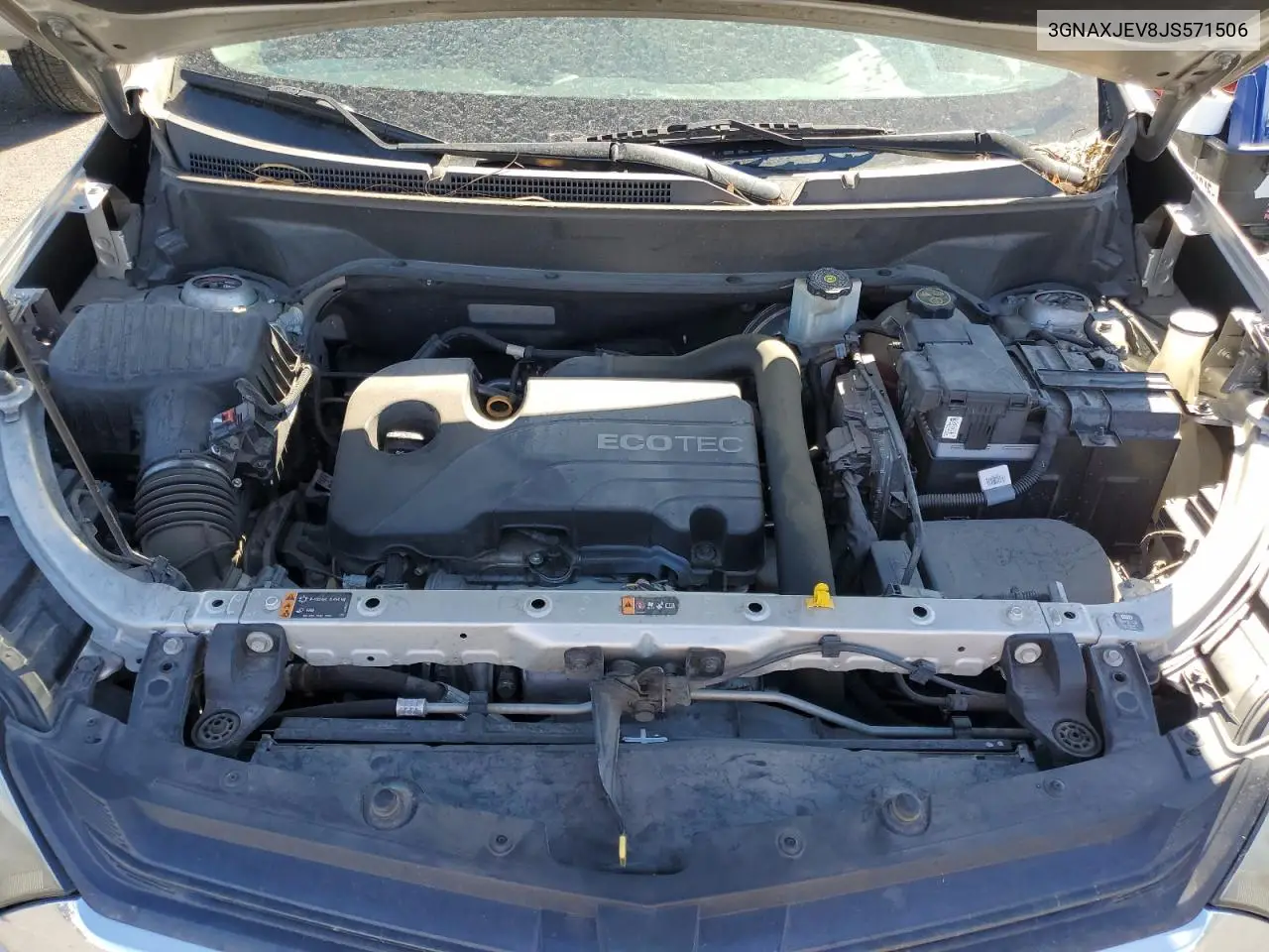 3GNAXJEV8JS571506 2018 Chevrolet Equinox Lt