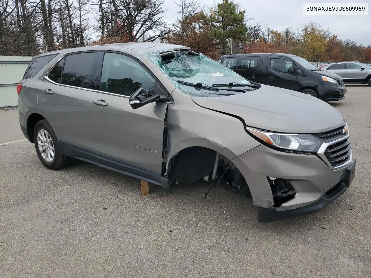 3GNAXJEV9JS609969 2018 Chevrolet Equinox Lt