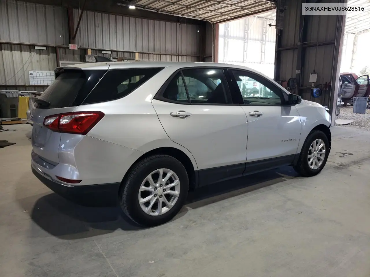 3GNAXHEV0JS628516 2018 Chevrolet Equinox Ls