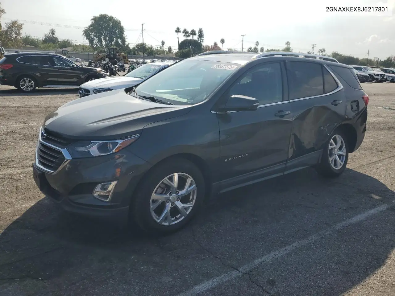 2GNAXKEX8J6217801 2018 Chevrolet Equinox Lt