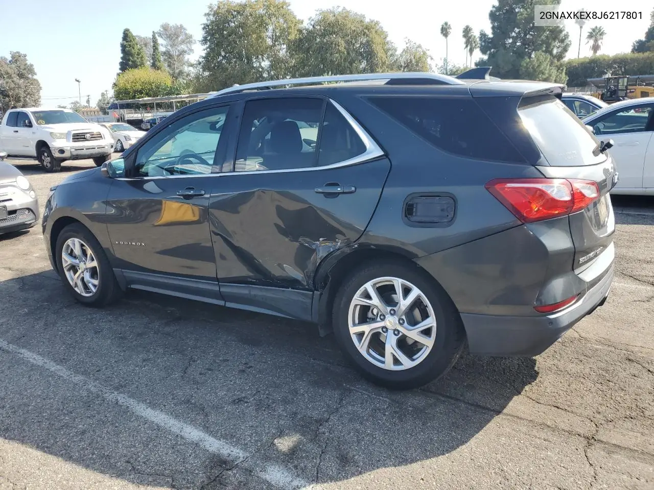 2GNAXKEX8J6217801 2018 Chevrolet Equinox Lt