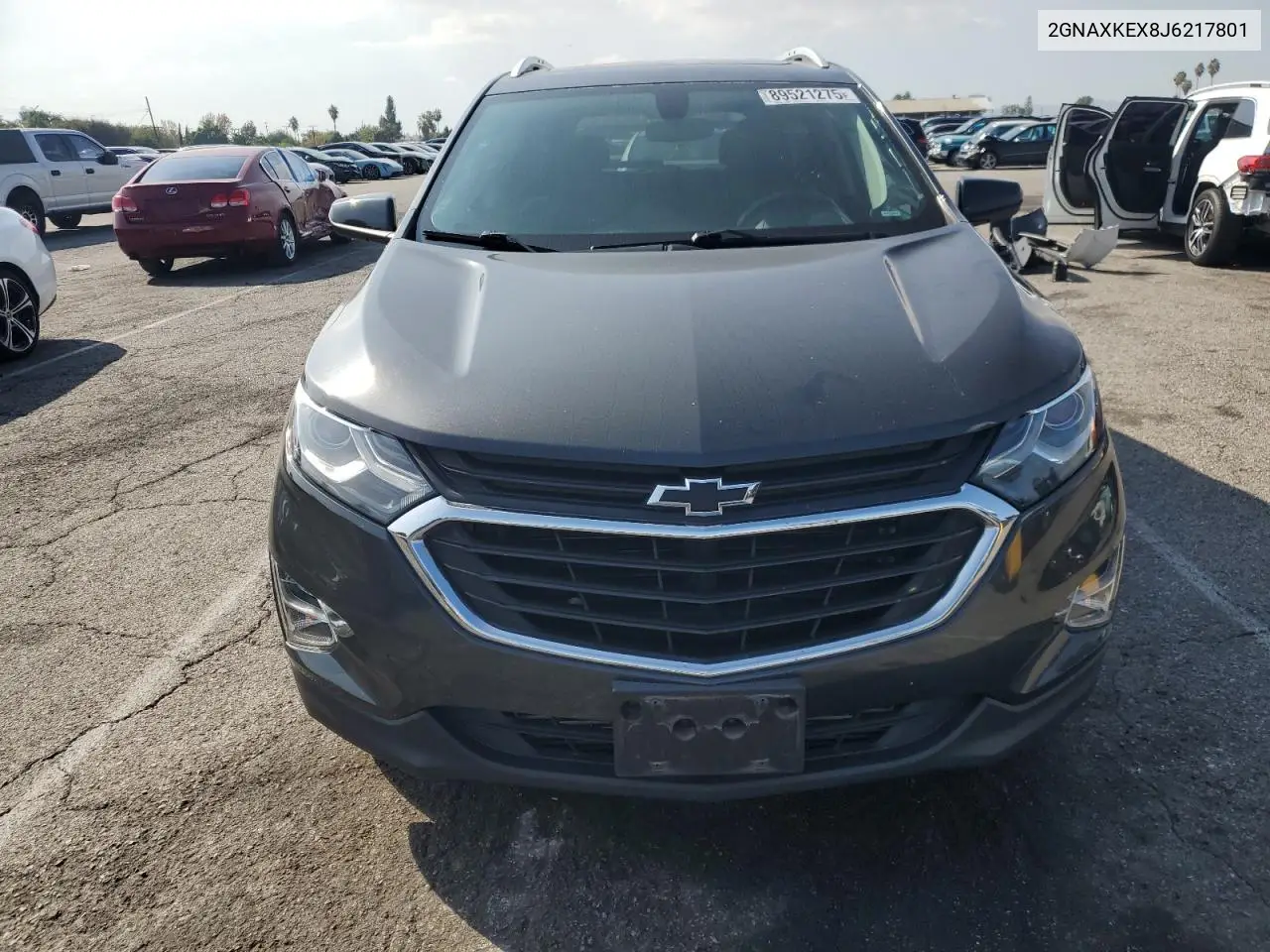 2GNAXKEX8J6217801 2018 Chevrolet Equinox Lt