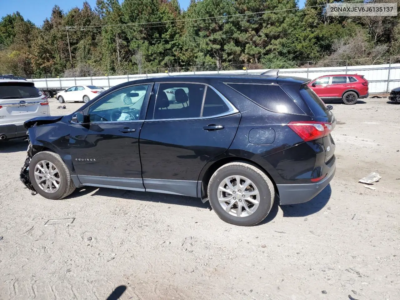 2GNAXJEV6J6135137 2018 Chevrolet Equinox Lt
