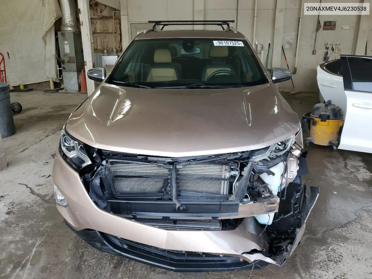 2GNAXMEV4J6230538 2018 Chevrolet Equinox Premier