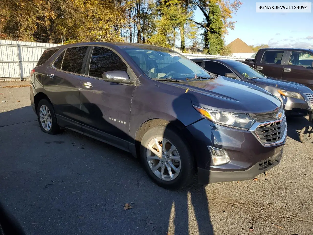 3GNAXJEV9JL124094 2018 Chevrolet Equinox Lt