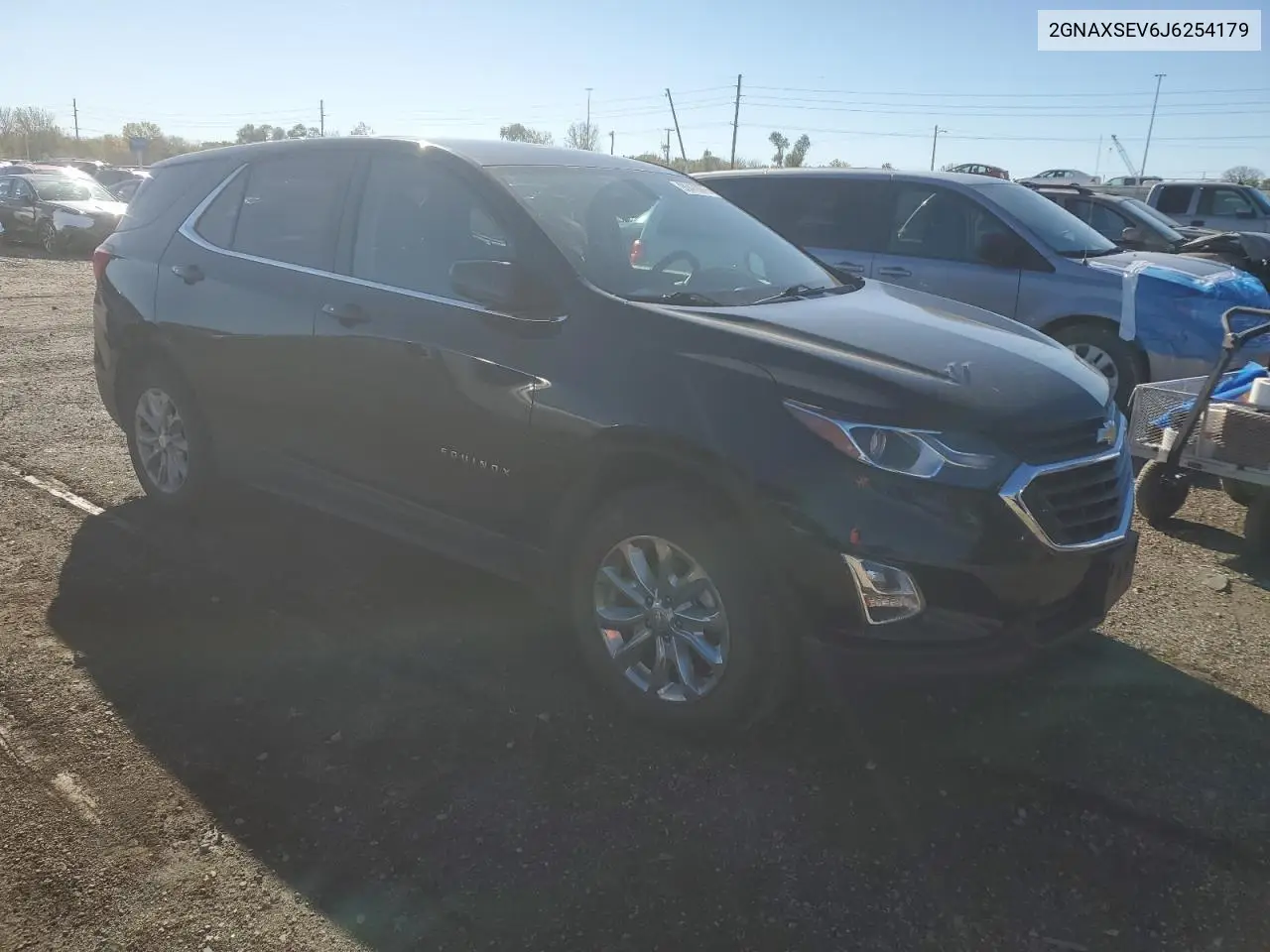 2GNAXSEV6J6254179 2018 Chevrolet Equinox Lt