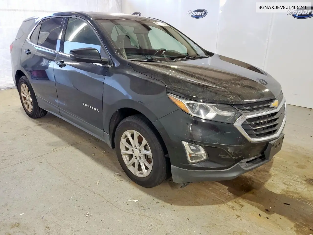 3GNAXJEV8JL405240 2018 Chevrolet Equinox Lt