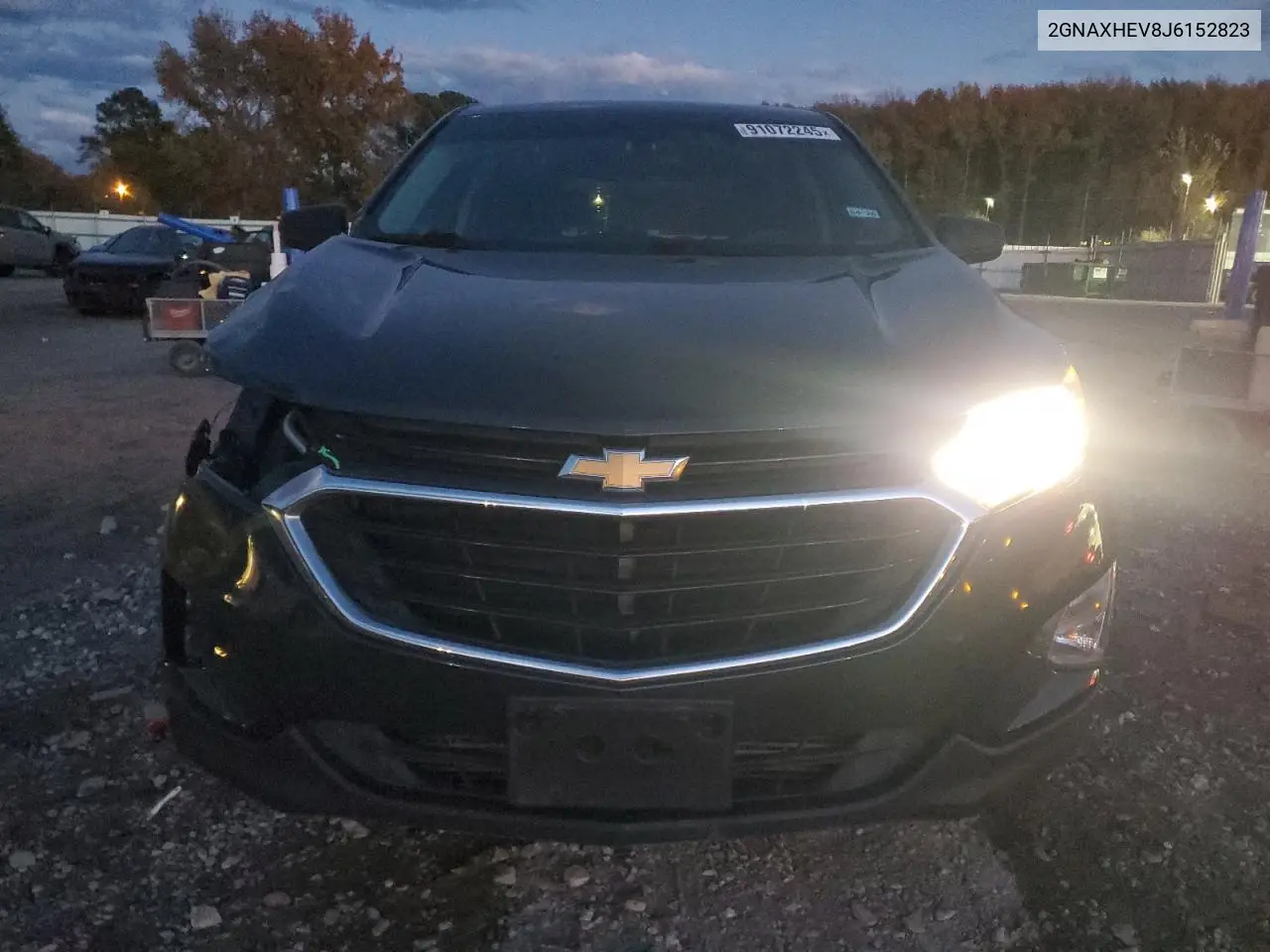 2GNAXHEV8J6152823 2018 Chevrolet Equinox Ls