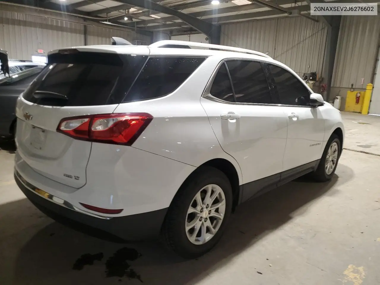 2GNAXSEV2J6276602 2018 Chevrolet Equinox Lt