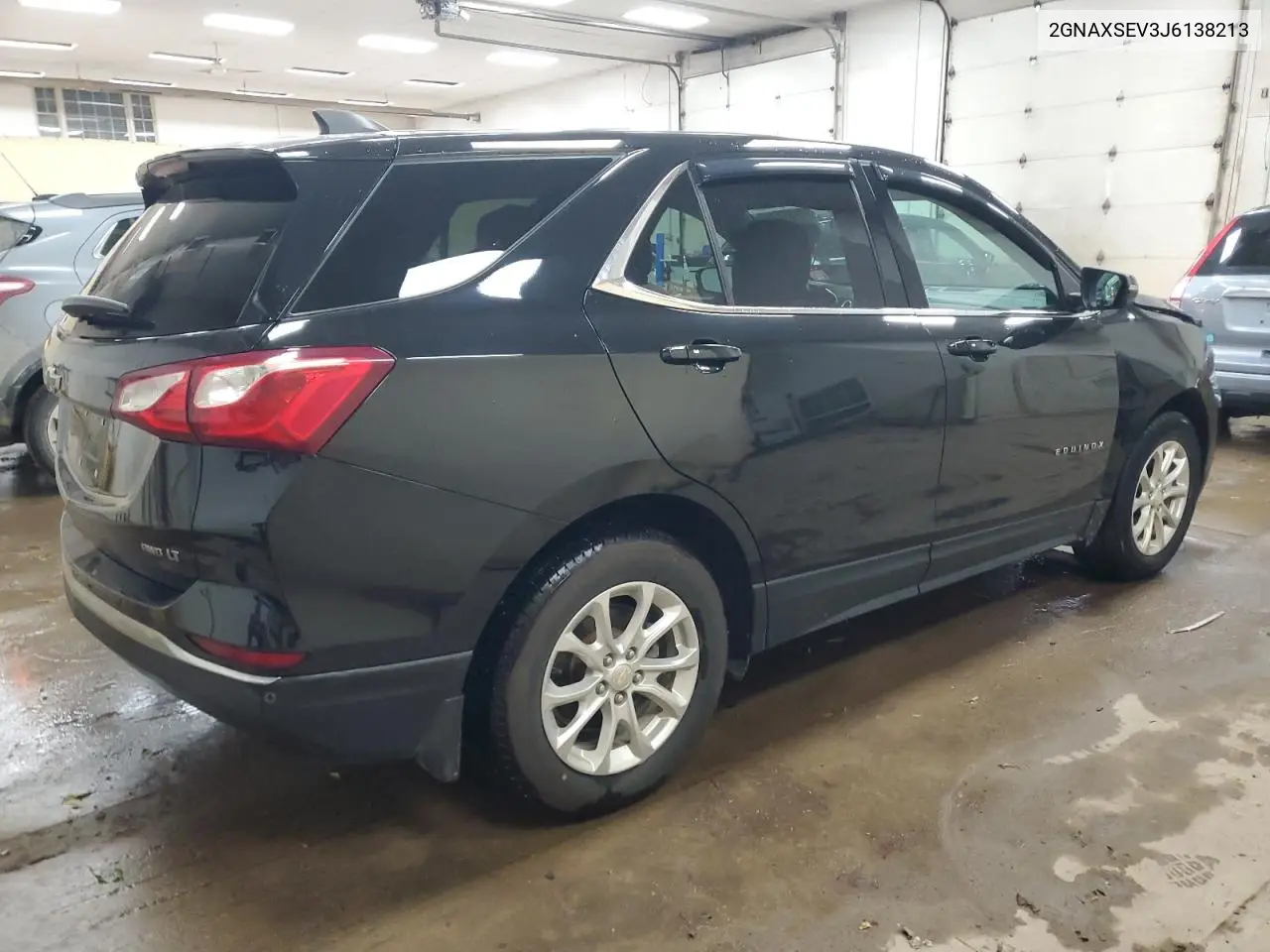 2GNAXSEV3J6138213 2018 Chevrolet Equinox Lt
