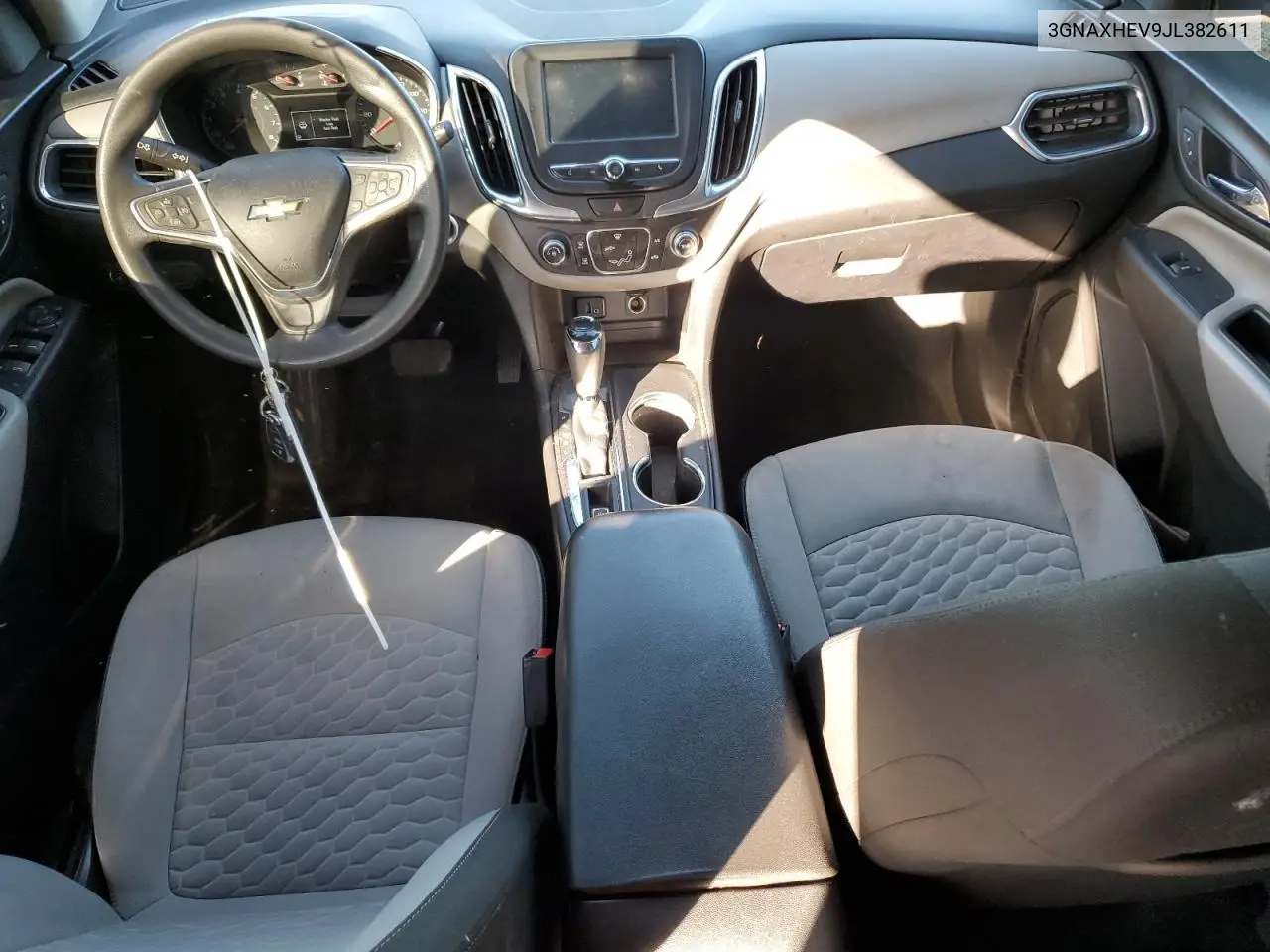 3GNAXHEV9JL382611 2018 Chevrolet Equinox Ls