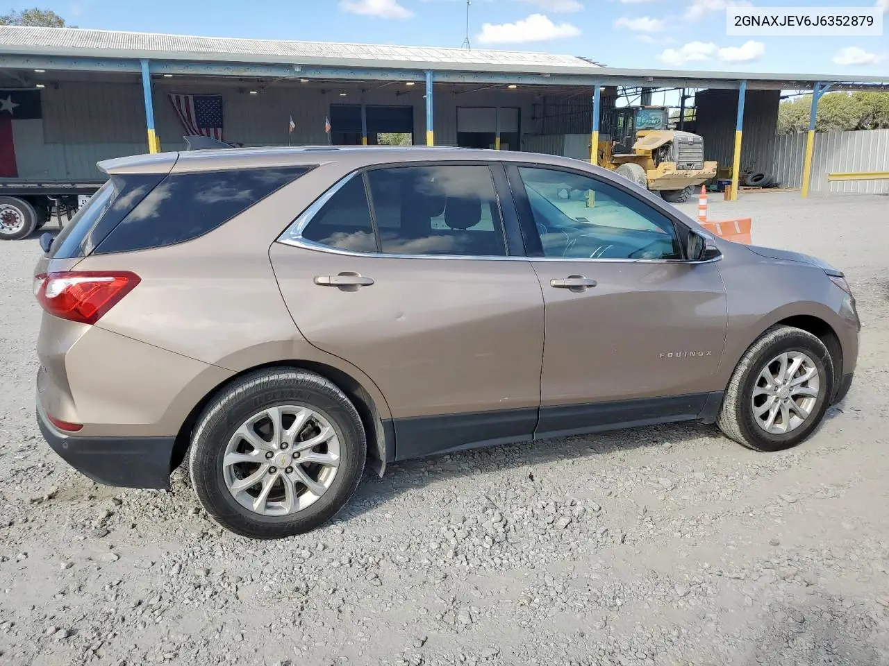2GNAXJEV6J6352879 2018 Chevrolet Equinox Lt