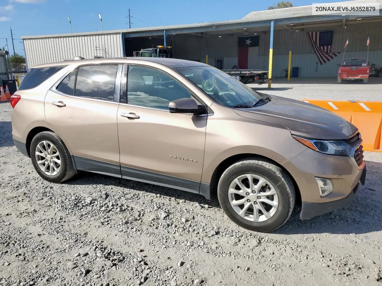 2GNAXJEV6J6352879 2018 Chevrolet Equinox Lt
