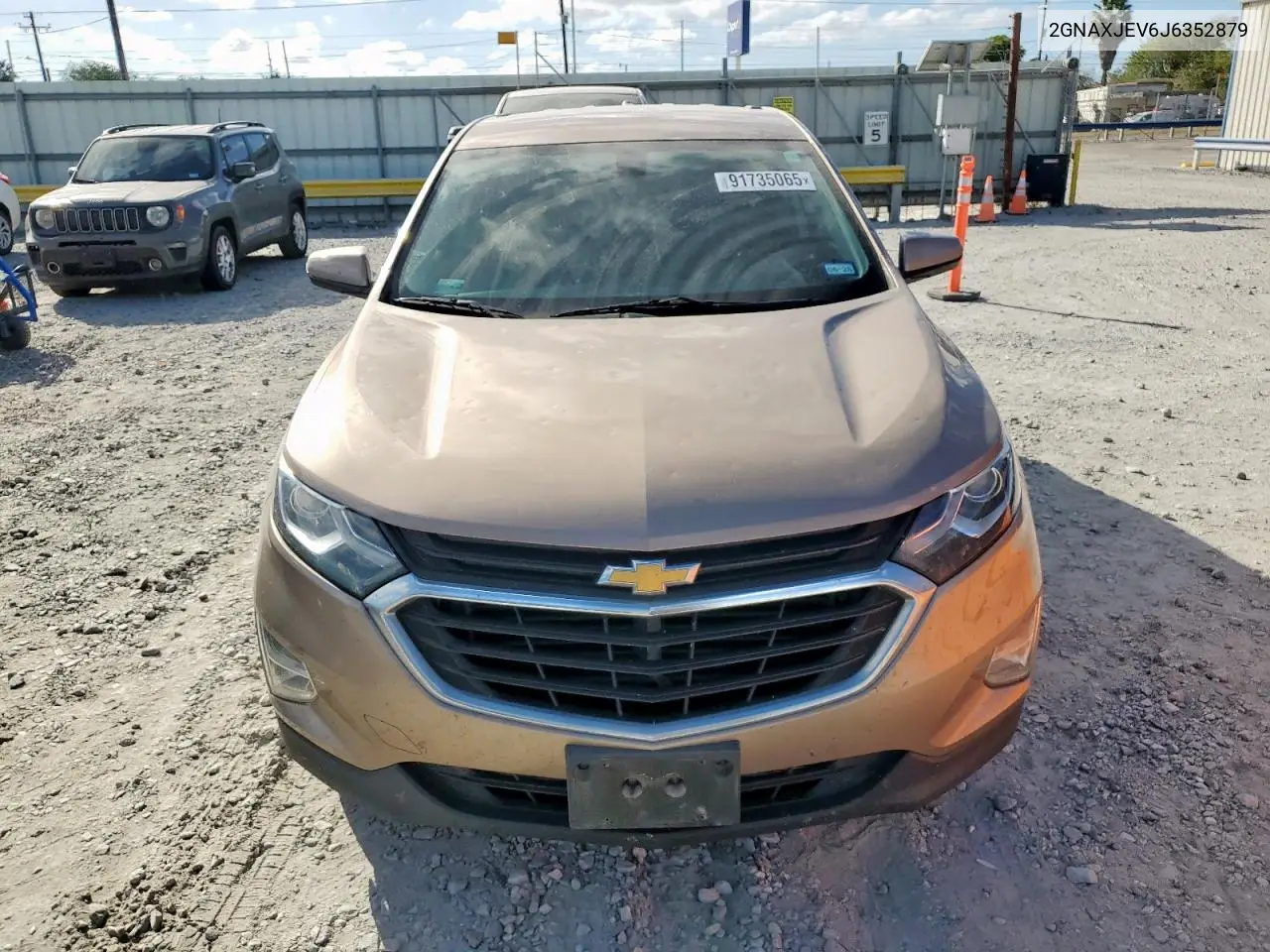 2GNAXJEV6J6352879 2018 Chevrolet Equinox Lt