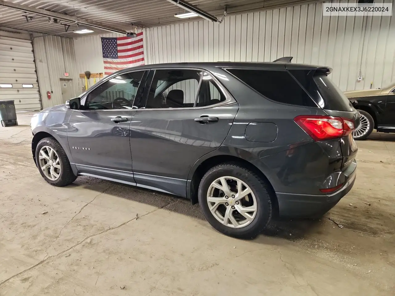 2GNAXKEX3J6220024 2018 Chevrolet Equinox Lt