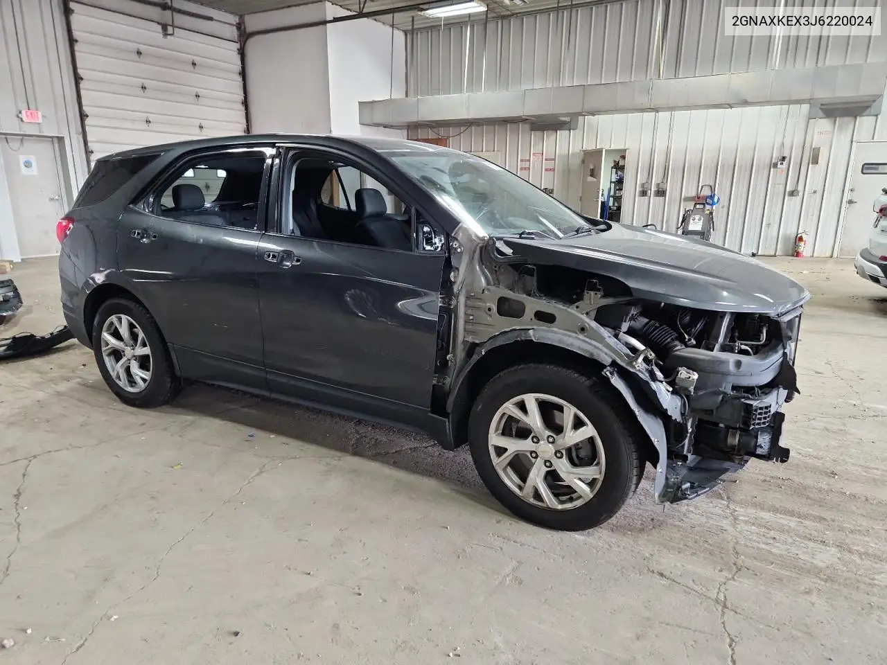 2GNAXKEX3J6220024 2018 Chevrolet Equinox Lt