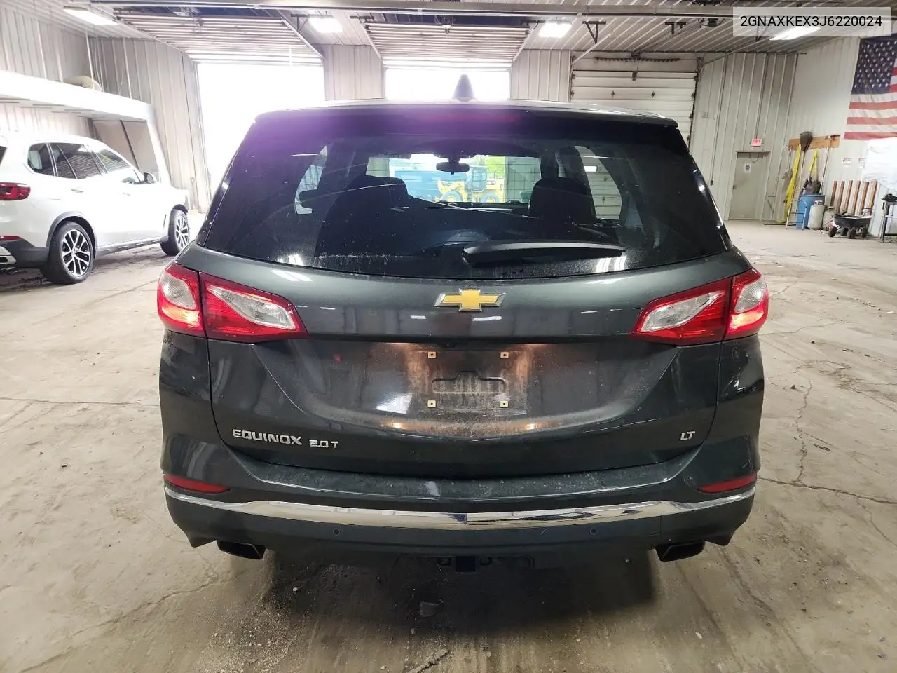 2GNAXKEX3J6220024 2018 Chevrolet Equinox Lt