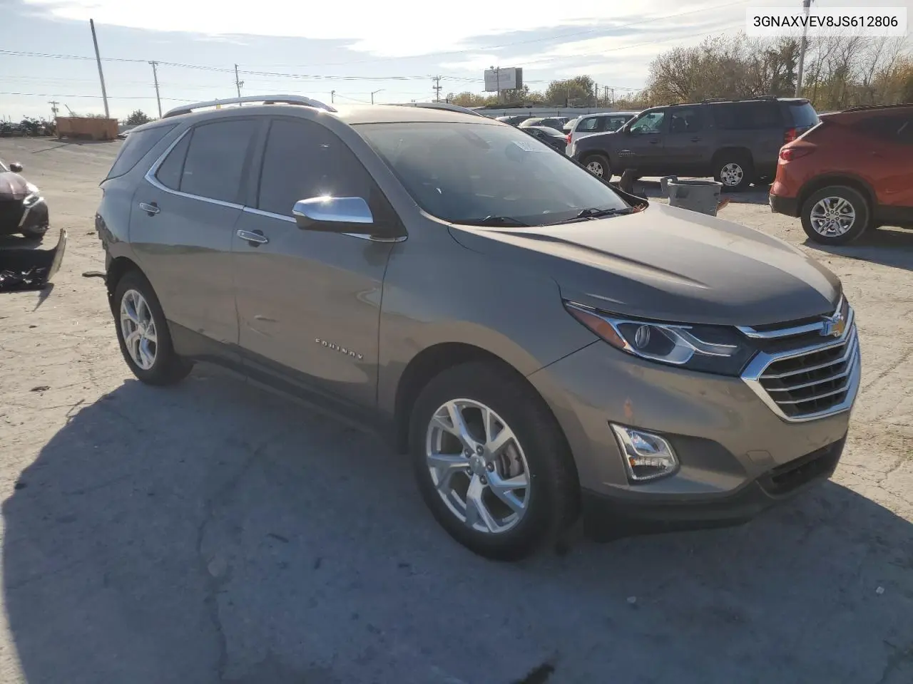 3GNAXVEV8JS612806 2018 Chevrolet Equinox Premier
