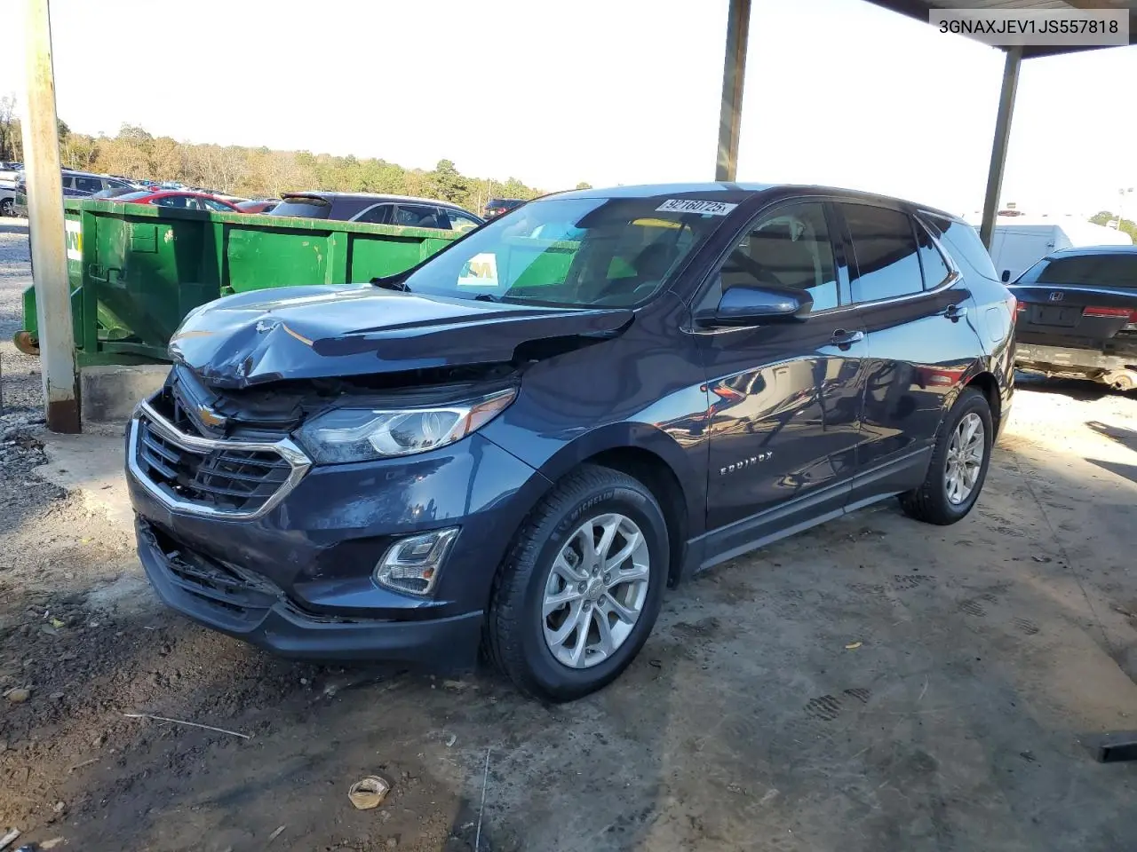 3GNAXJEV1JS557818 2018 Chevrolet Equinox Lt