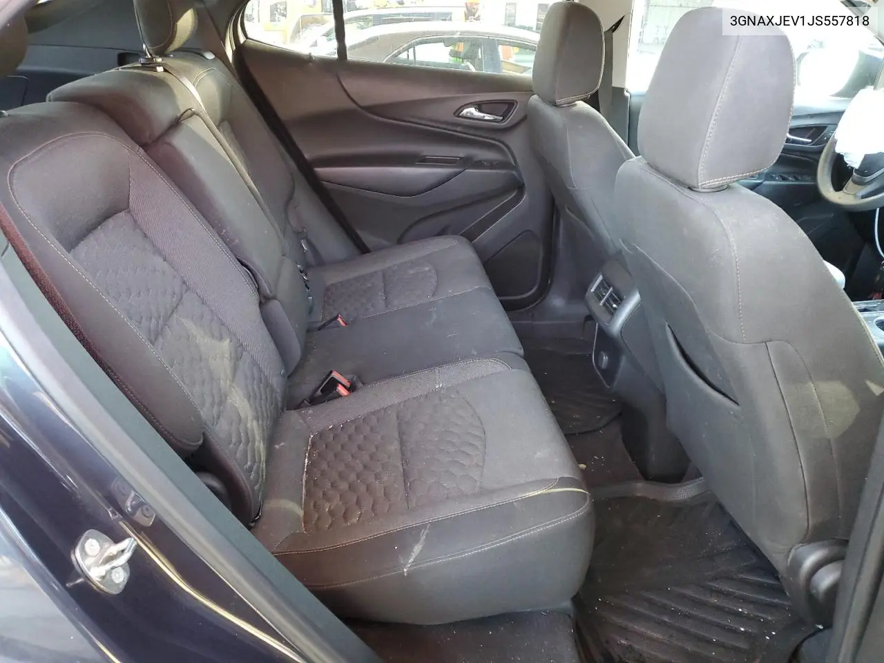 3GNAXJEV1JS557818 2018 Chevrolet Equinox Lt