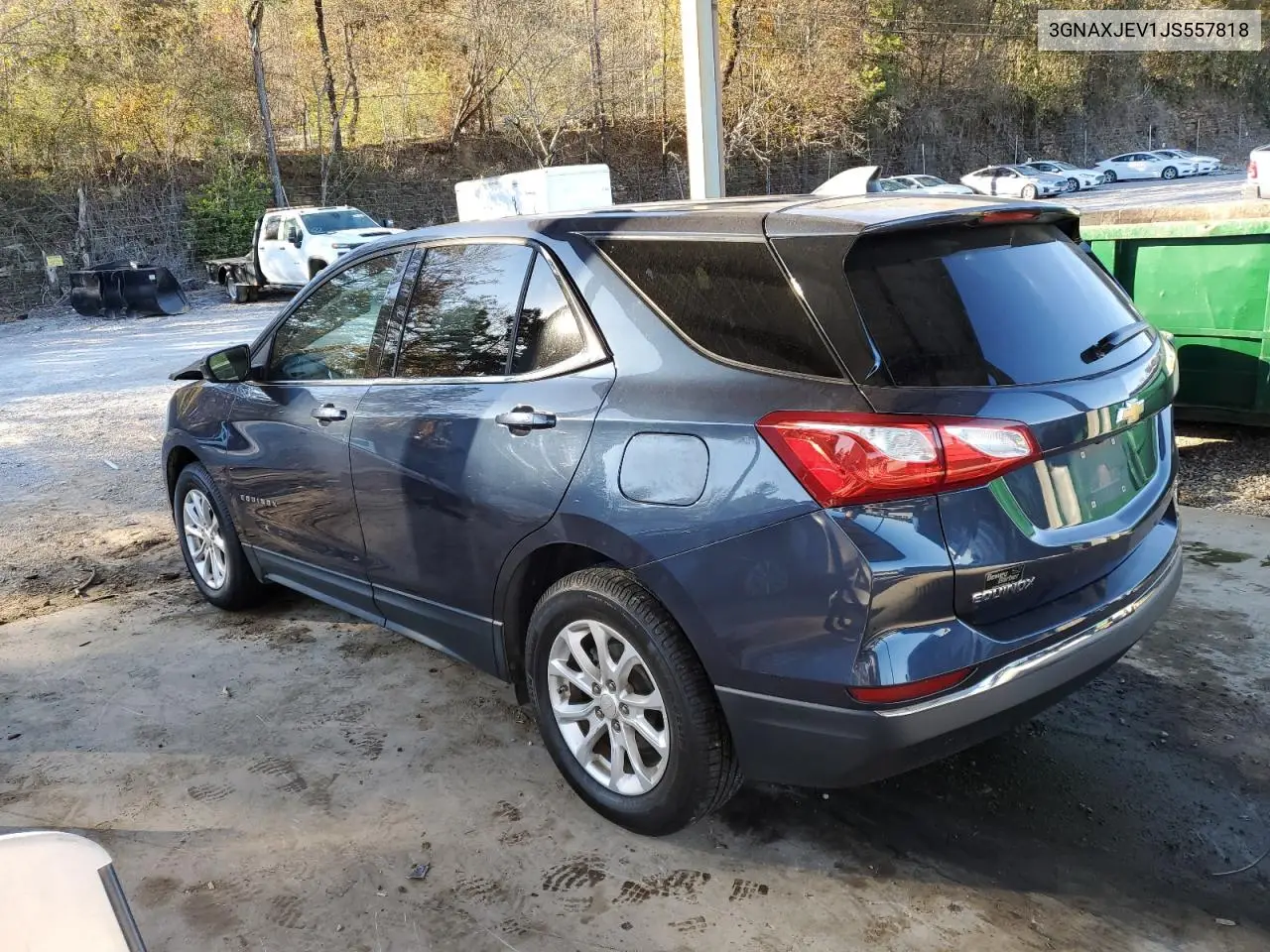 3GNAXJEV1JS557818 2018 Chevrolet Equinox Lt