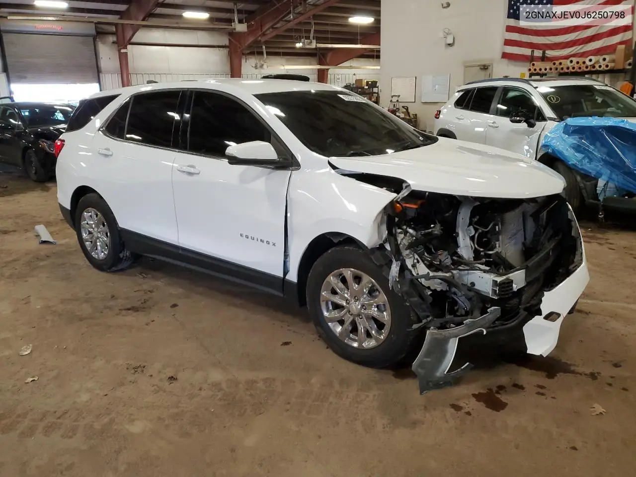 2GNAXJEV0J6250798 2018 Chevrolet Equinox Lt