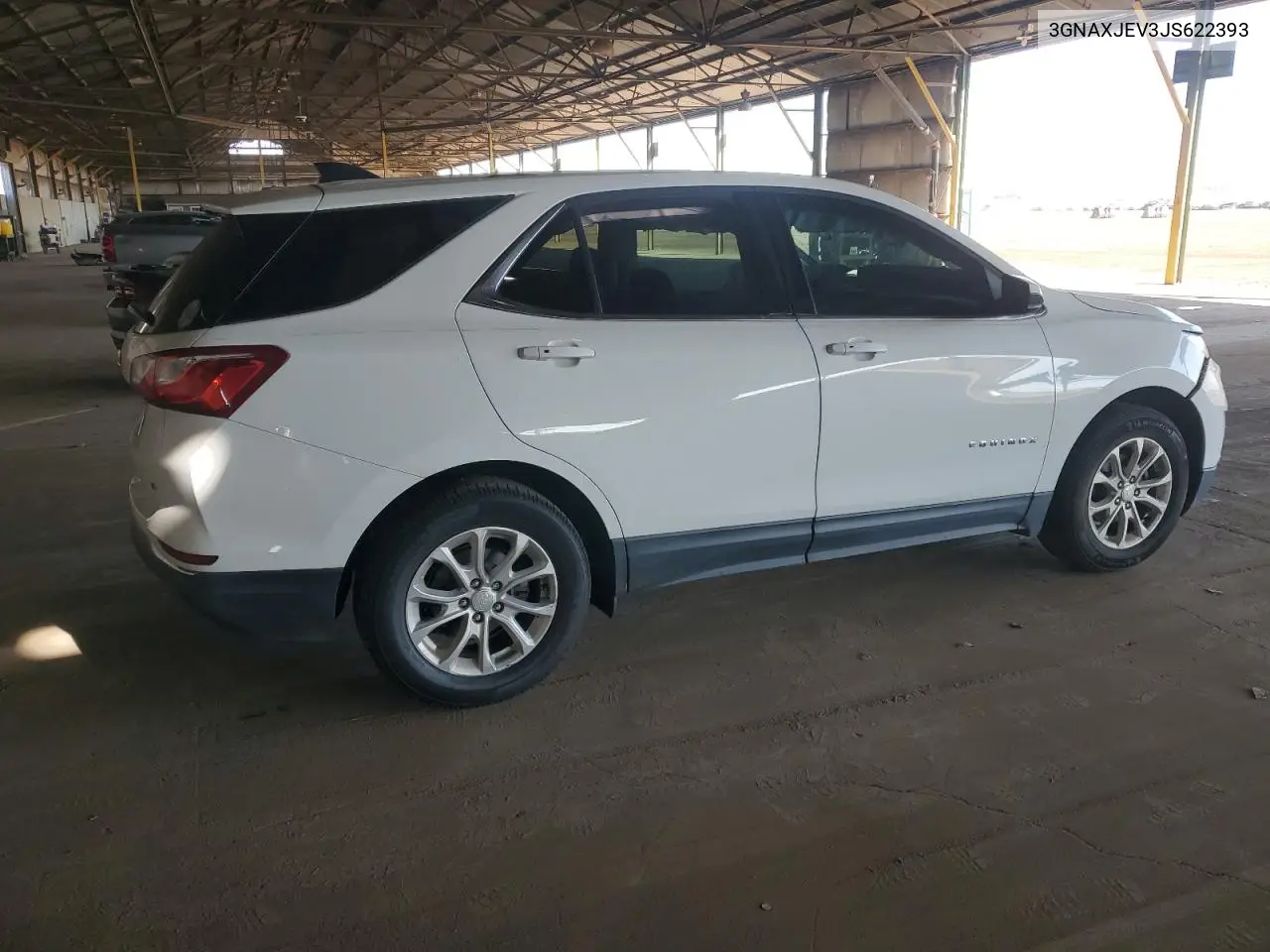 3GNAXJEV3JS622393 2018 Chevrolet Equinox Lt