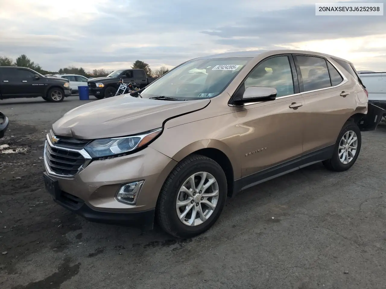 2GNAXSEV3J6252938 2018 Chevrolet Equinox Lt