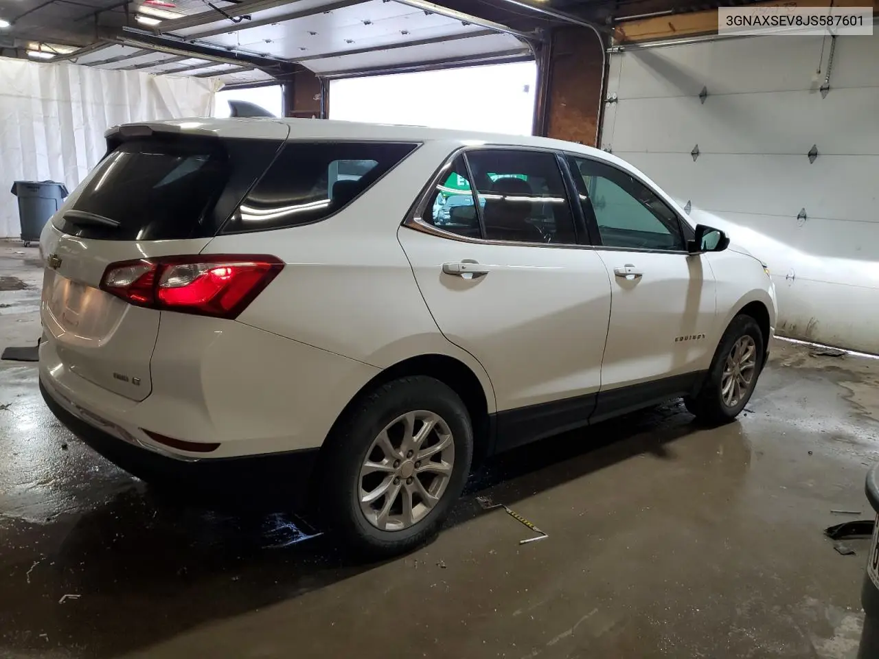 3GNAXSEV8JS587601 2018 Chevrolet Equinox Lt