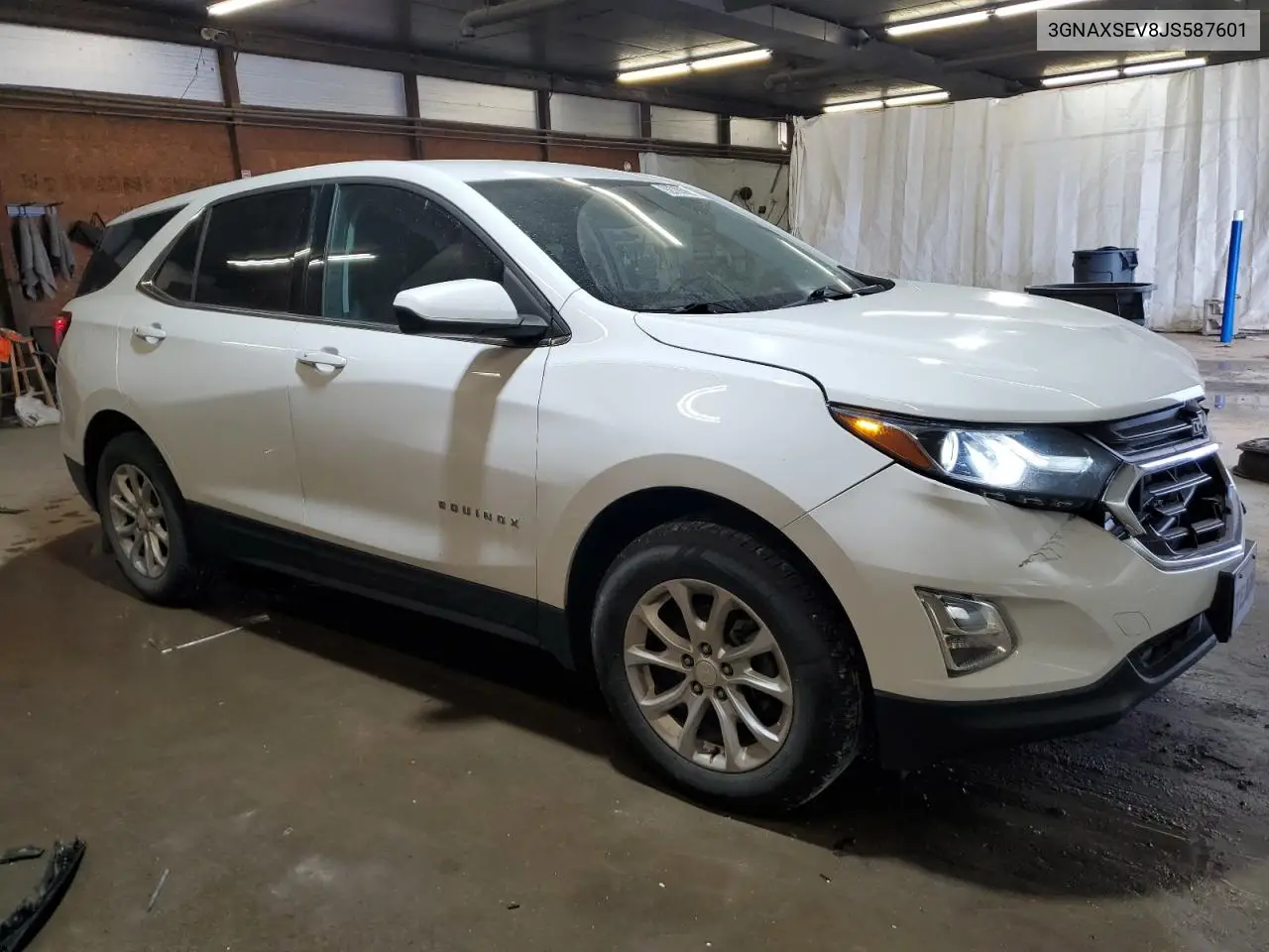 3GNAXSEV8JS587601 2018 Chevrolet Equinox Lt