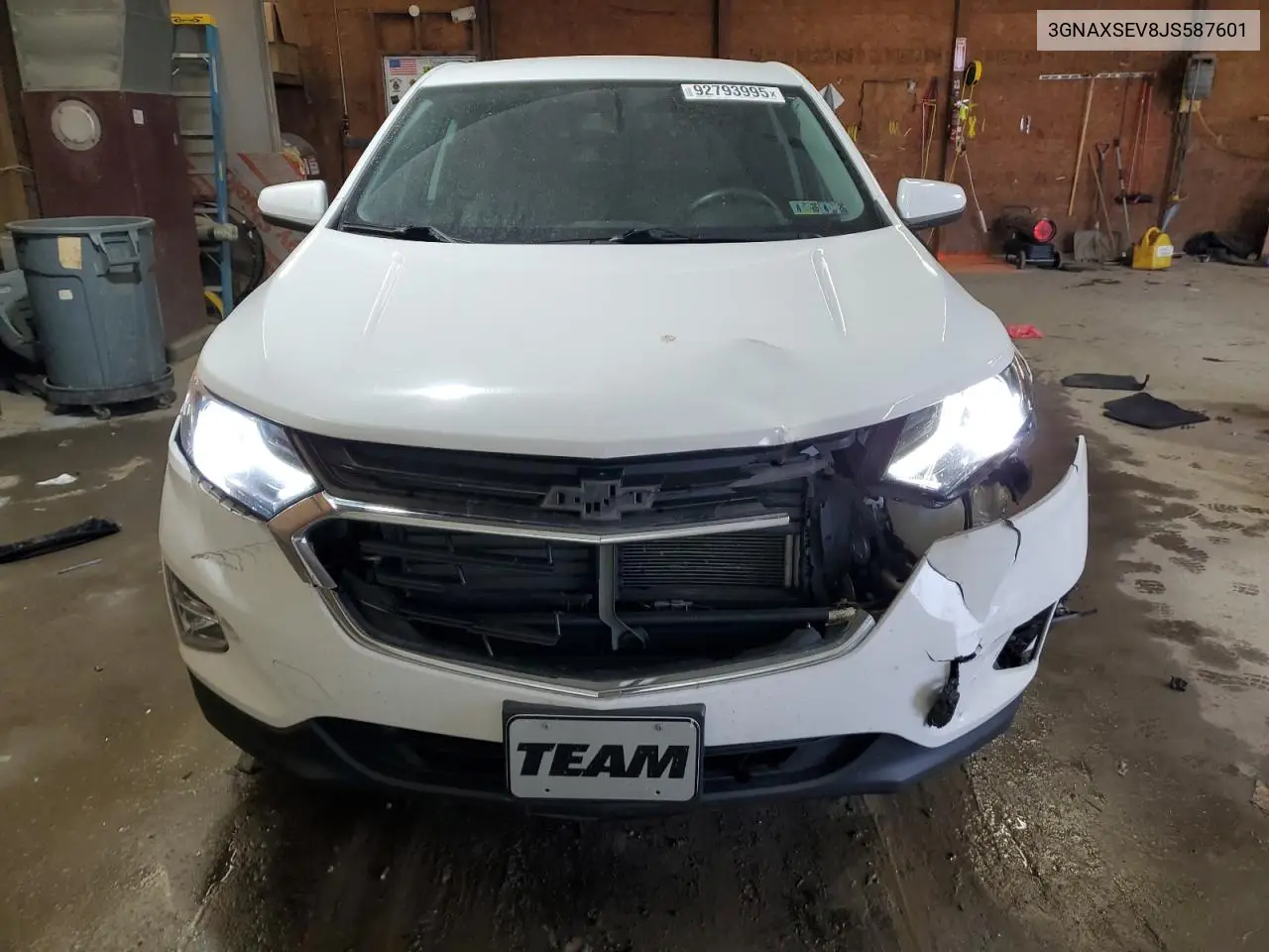 3GNAXSEV8JS587601 2018 Chevrolet Equinox Lt