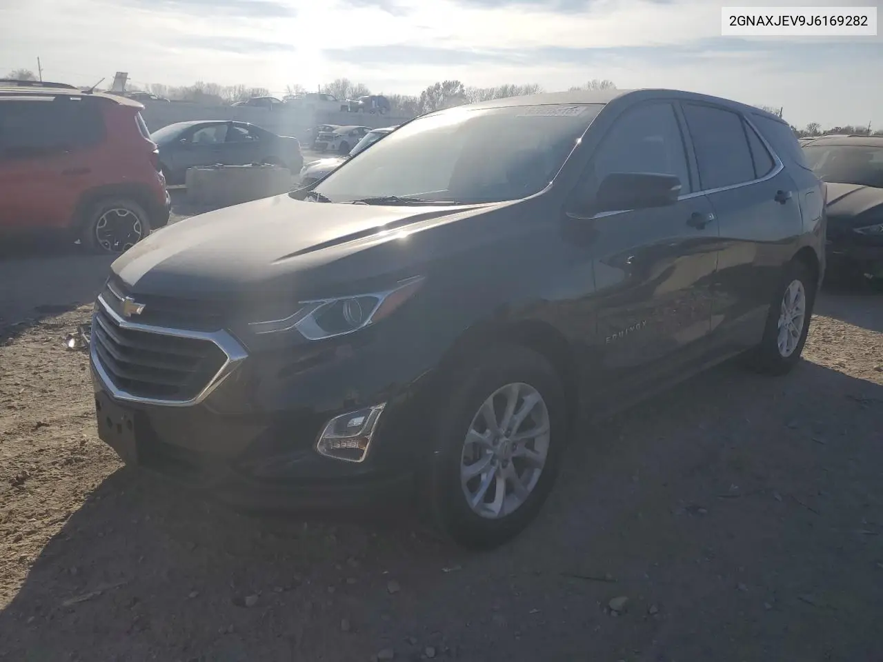 2GNAXJEV9J6169282 2018 Chevrolet Equinox Lt