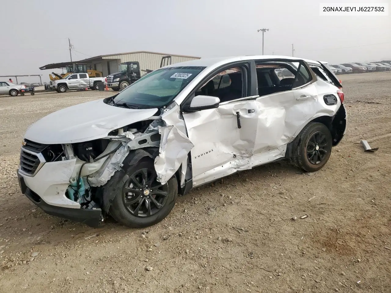2GNAXJEV1J6227532 2018 Chevrolet Equinox Lt