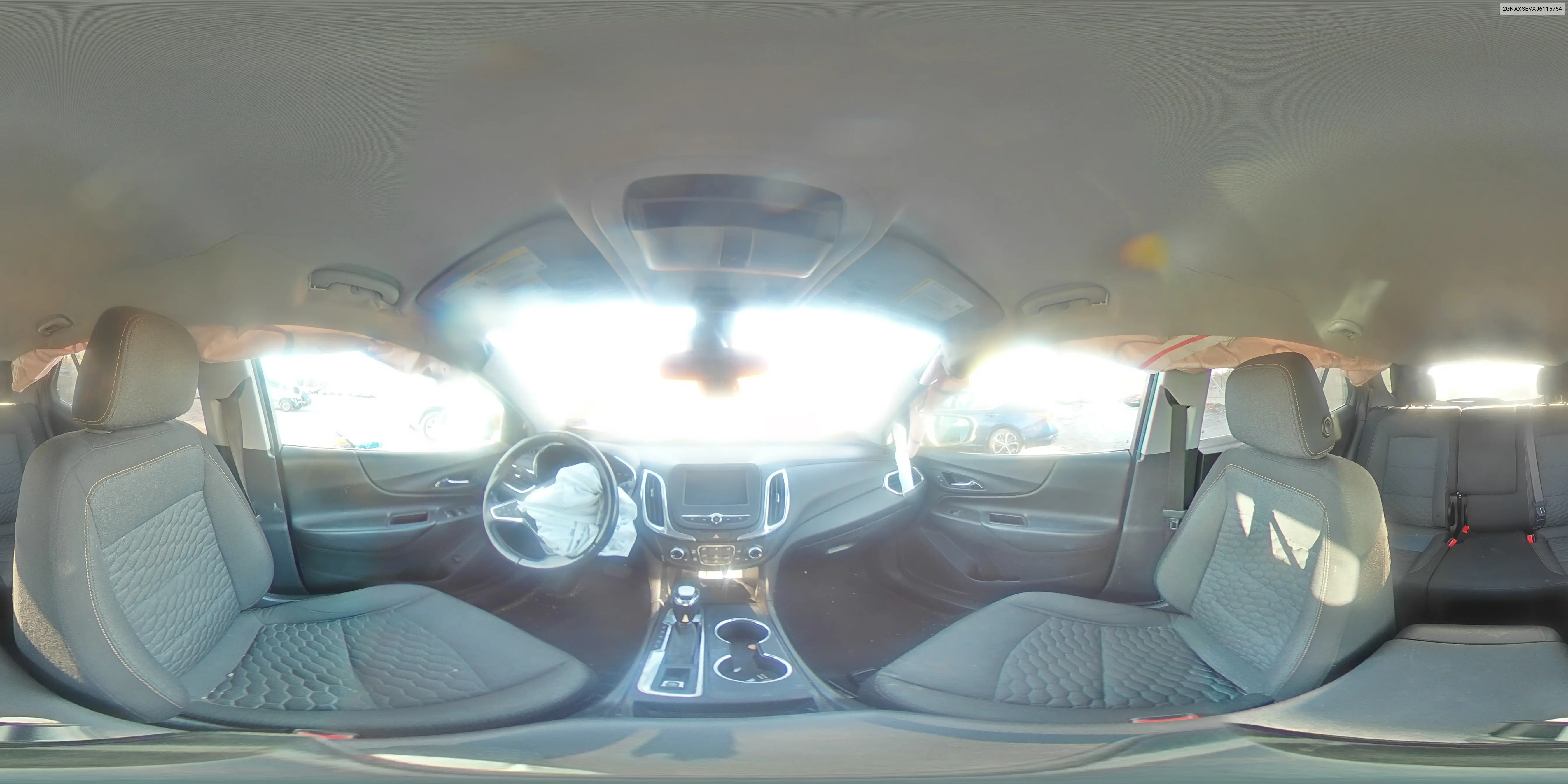 2GNAXSEVXJ6115754 2018 Chevrolet Equinox Lt