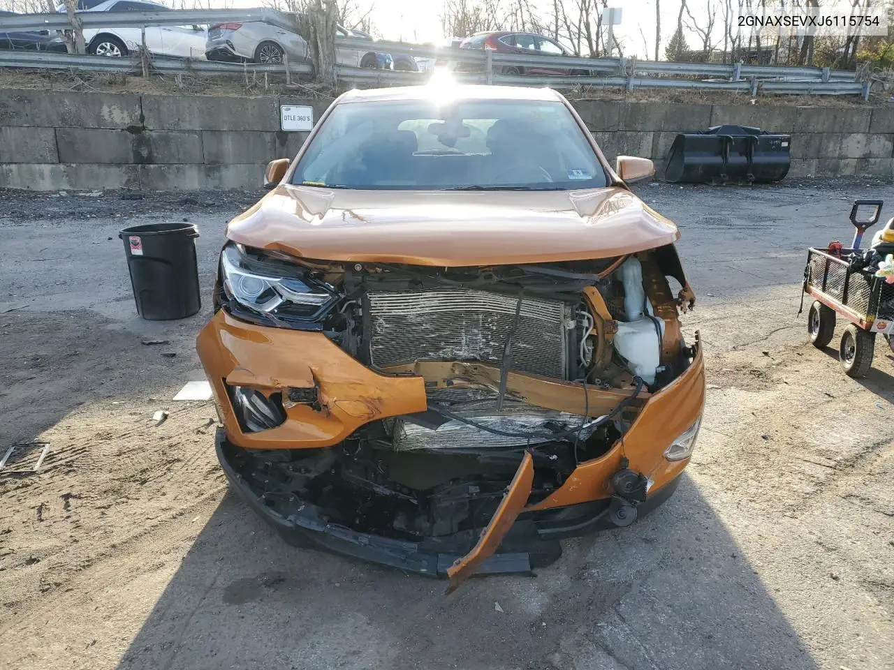 2GNAXSEVXJ6115754 2018 Chevrolet Equinox Lt