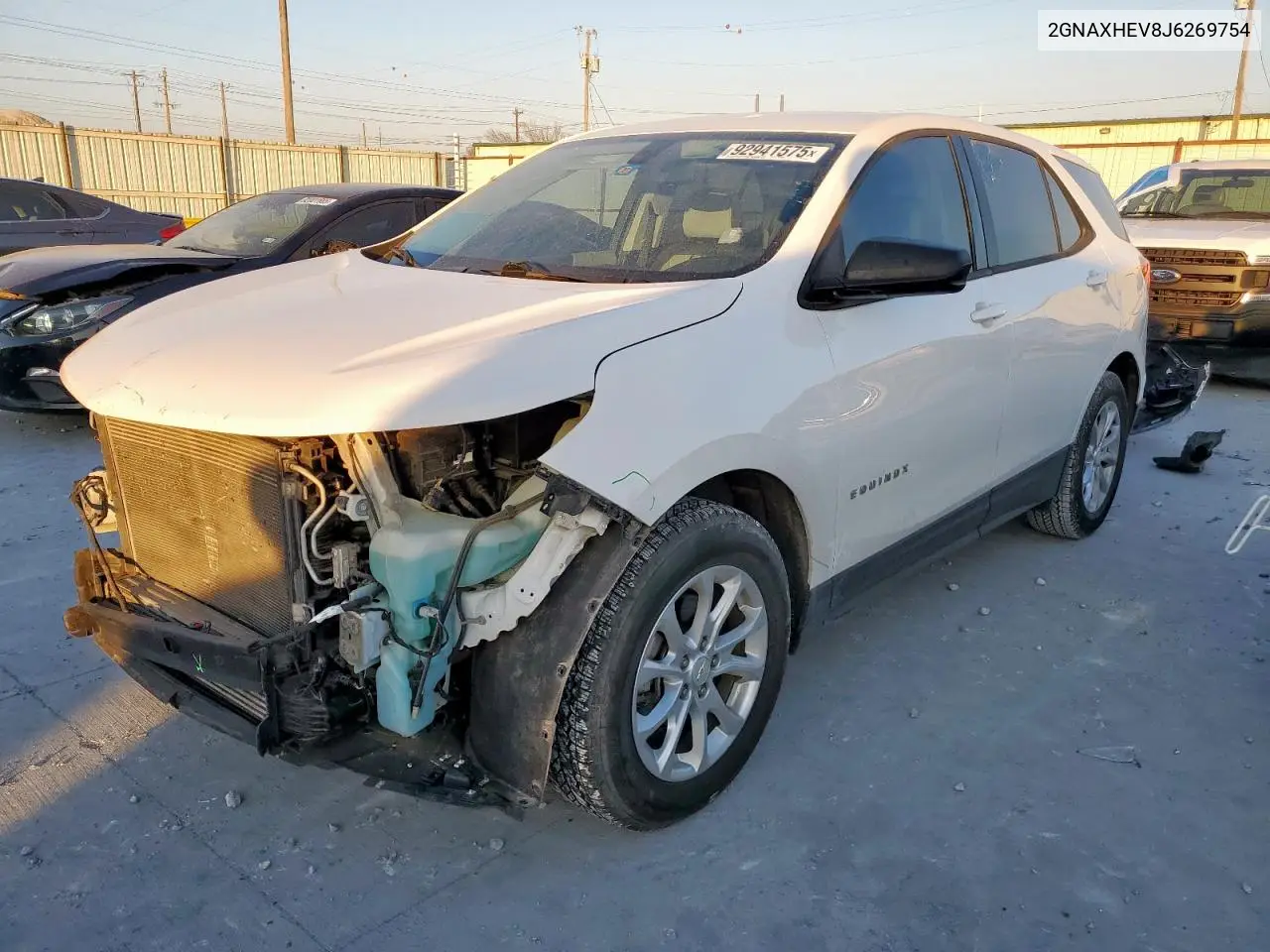 2GNAXHEV8J6269754 2018 Chevrolet Equinox Ls
