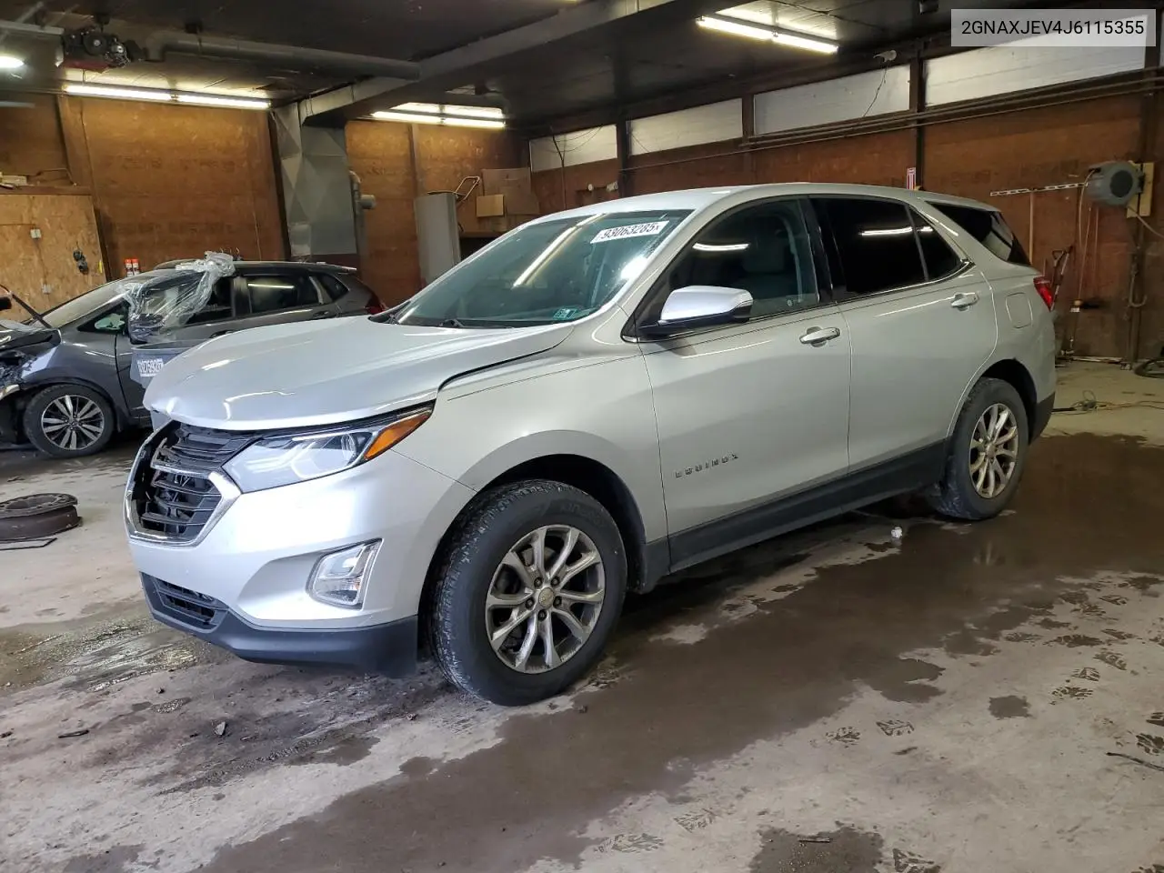 2GNAXJEV4J6115355 2018 Chevrolet Equinox Lt