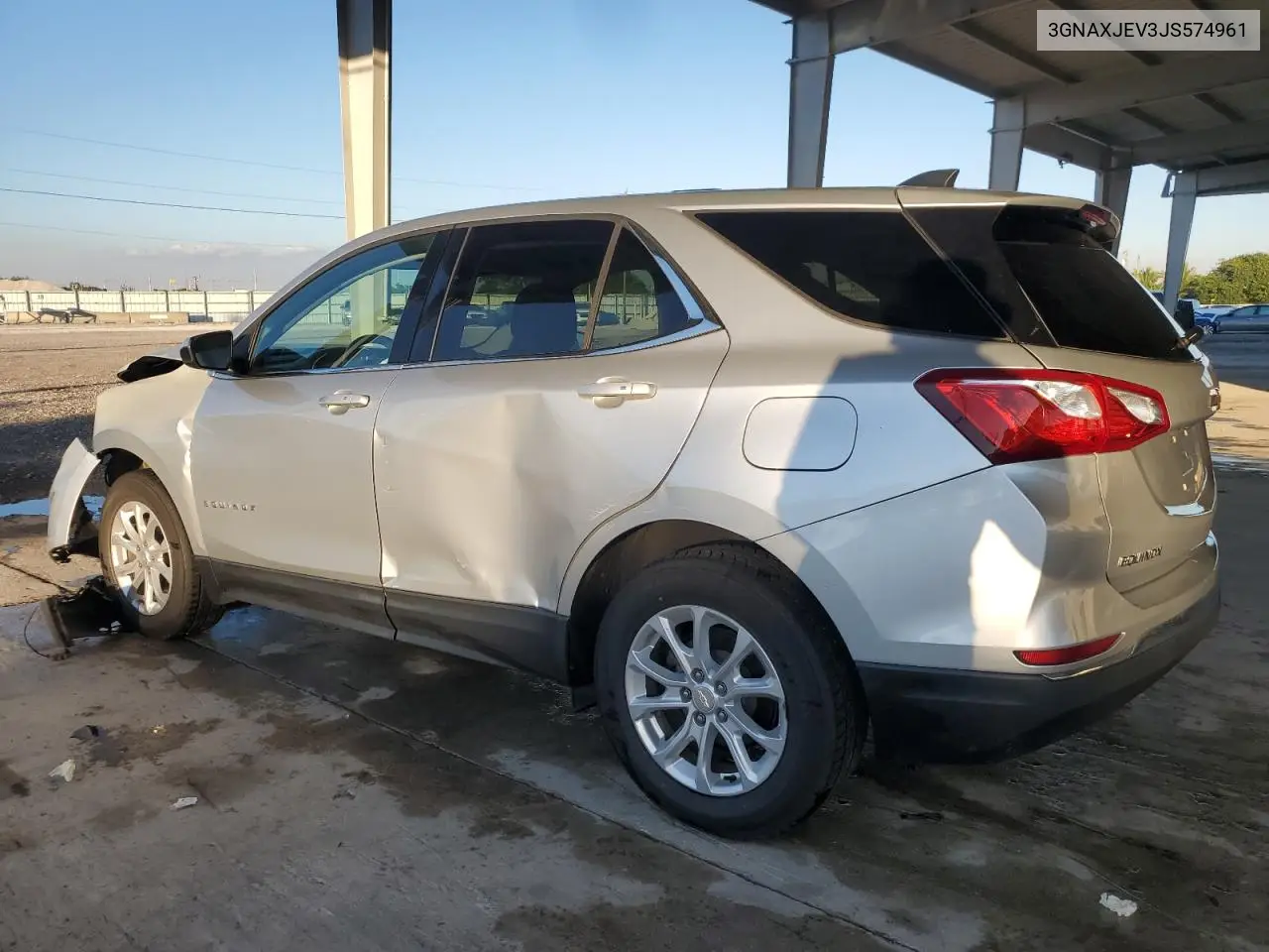 3GNAXJEV3JS574961 2018 Chevrolet Equinox Lt