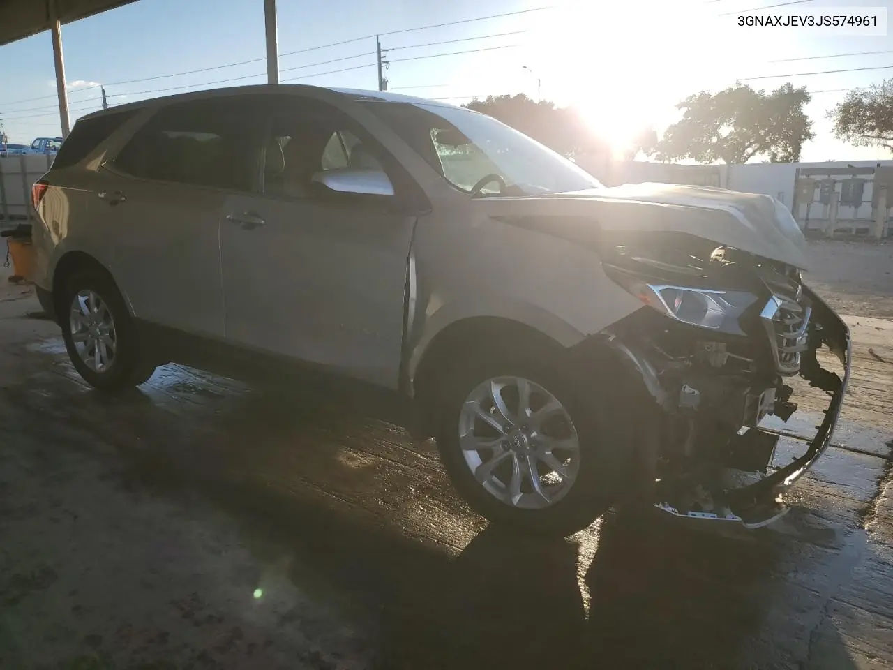 3GNAXJEV3JS574961 2018 Chevrolet Equinox Lt