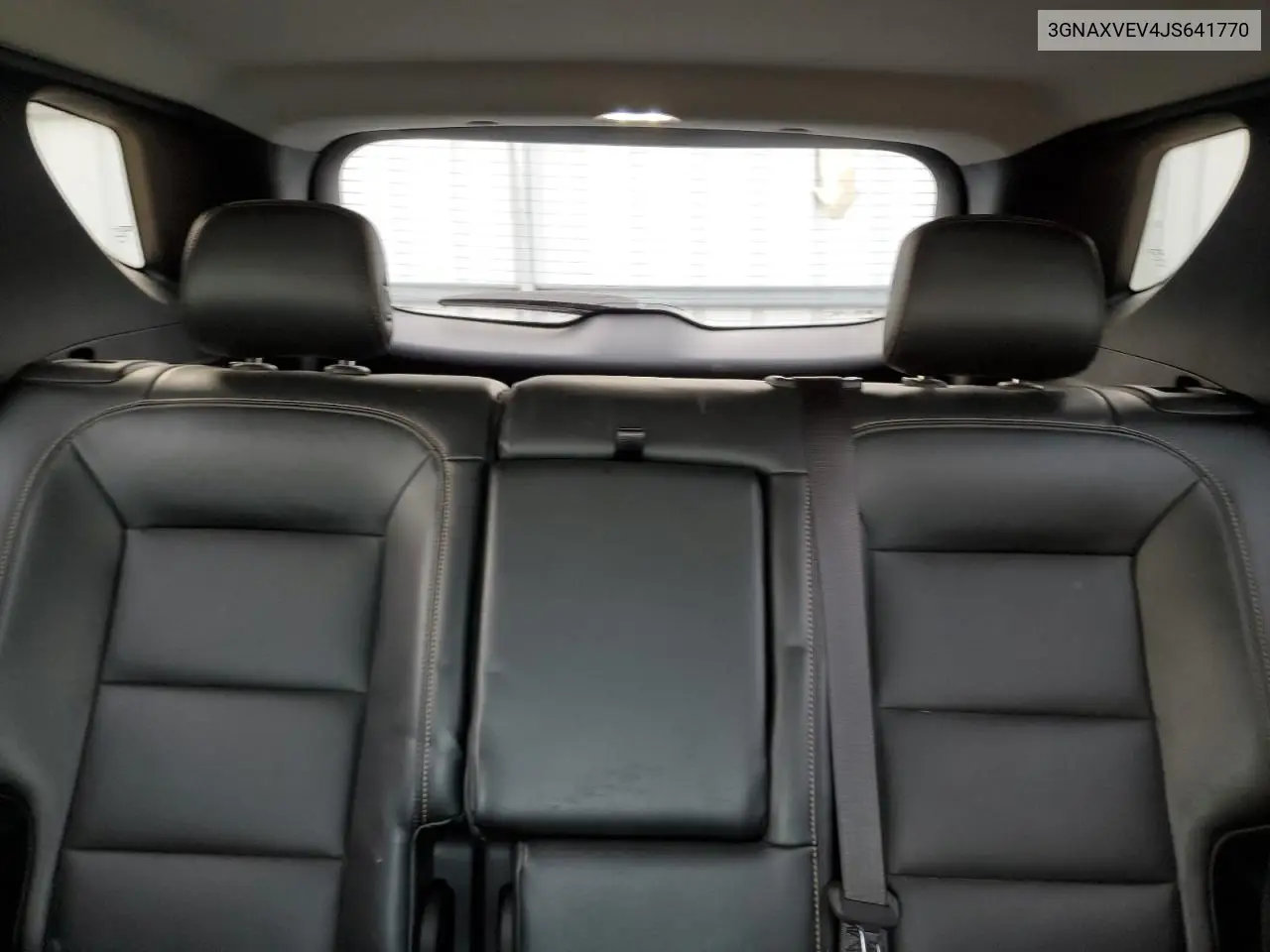 3GNAXVEV4JS641770 2018 Chevrolet Equinox Premier