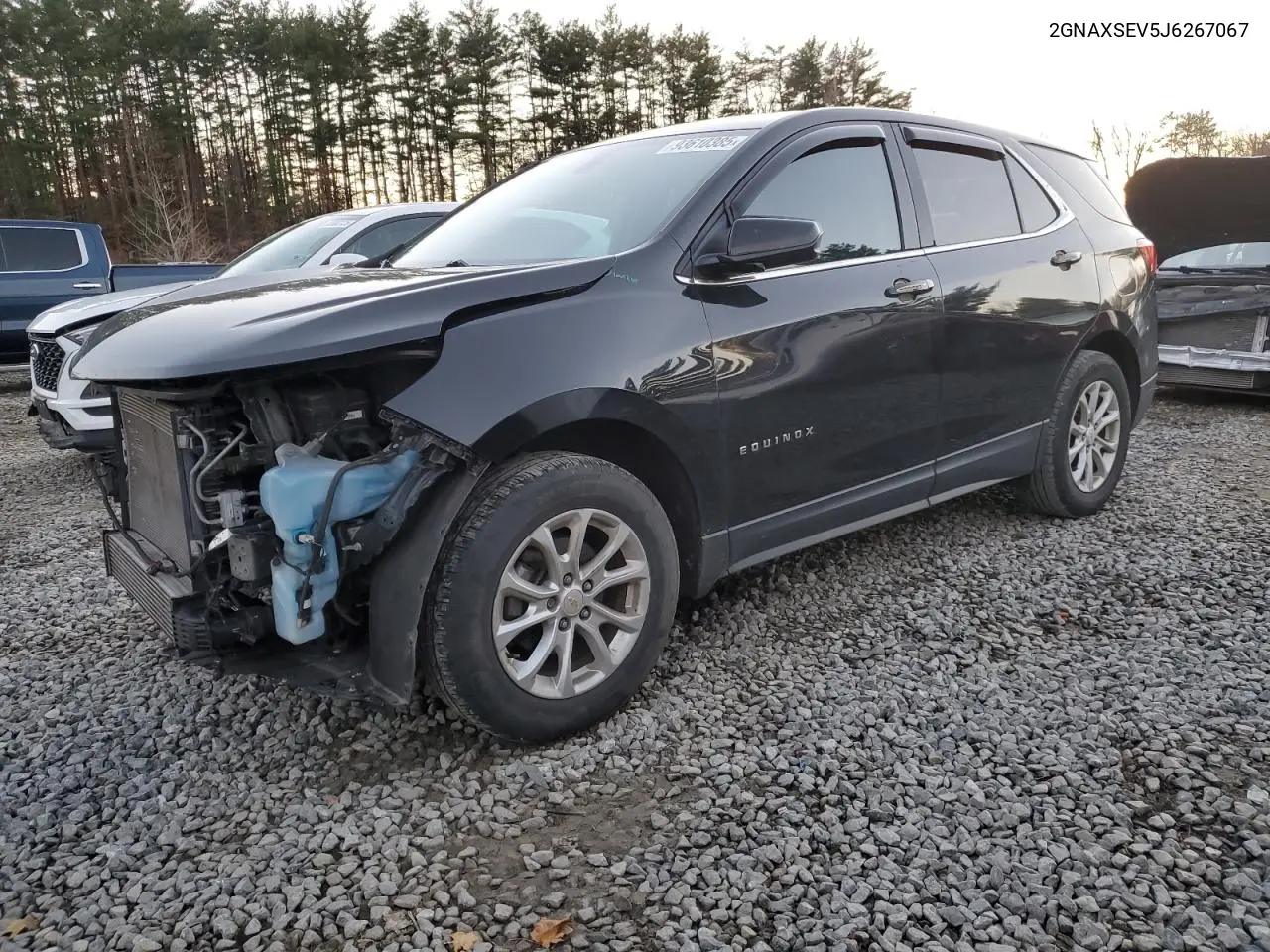 2GNAXSEV5J6267067 2018 Chevrolet Equinox Lt