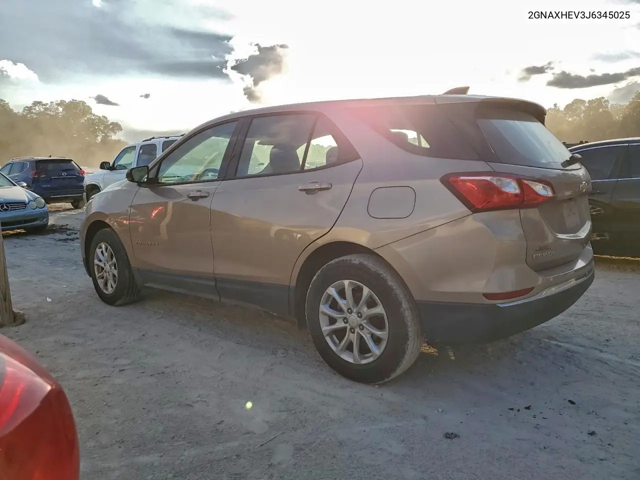 2GNAXHEV3J6345025 2018 Chevrolet Equinox Ls