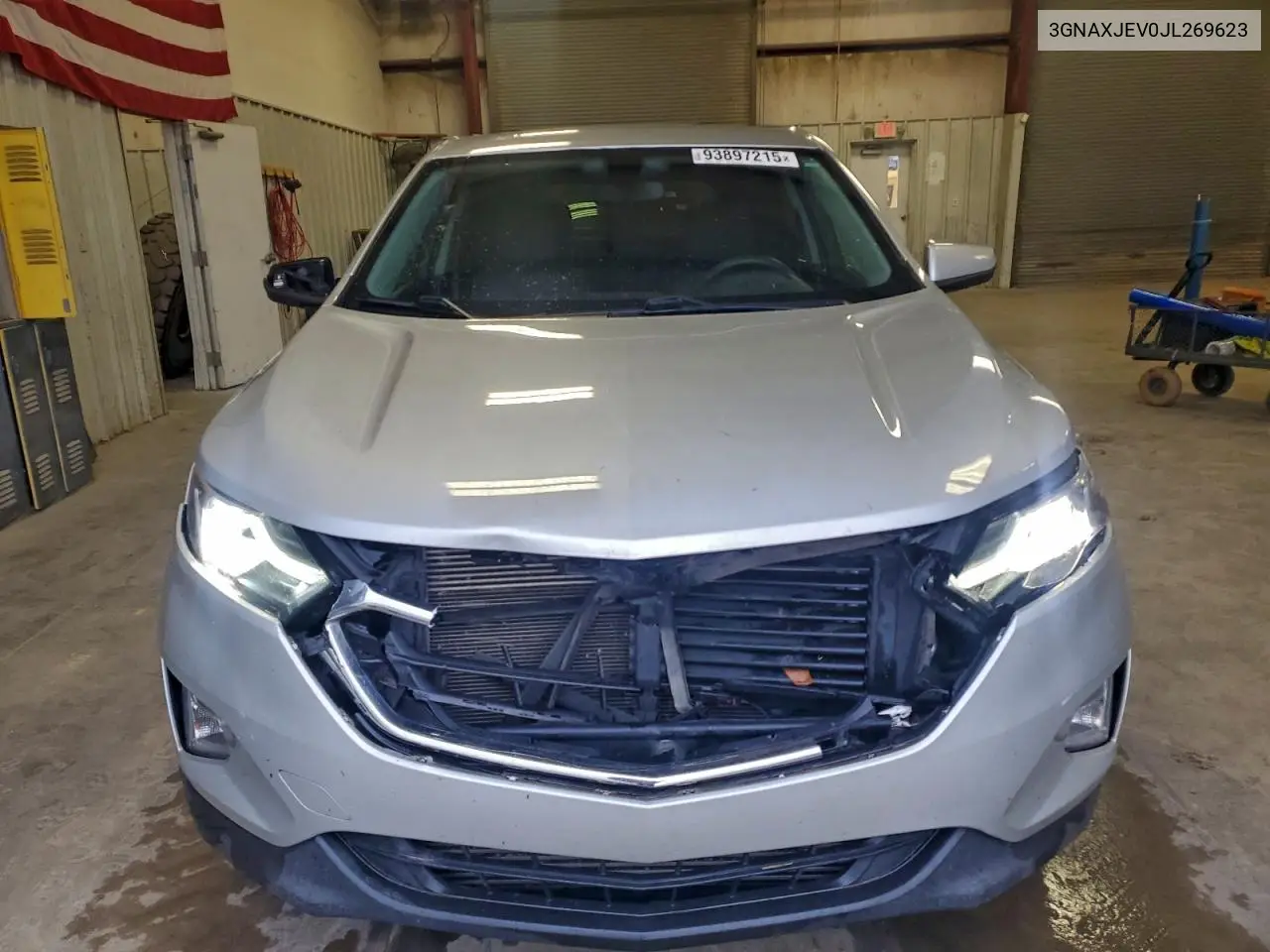 3GNAXJEV0JL269623 2018 Chevrolet Equinox Lt